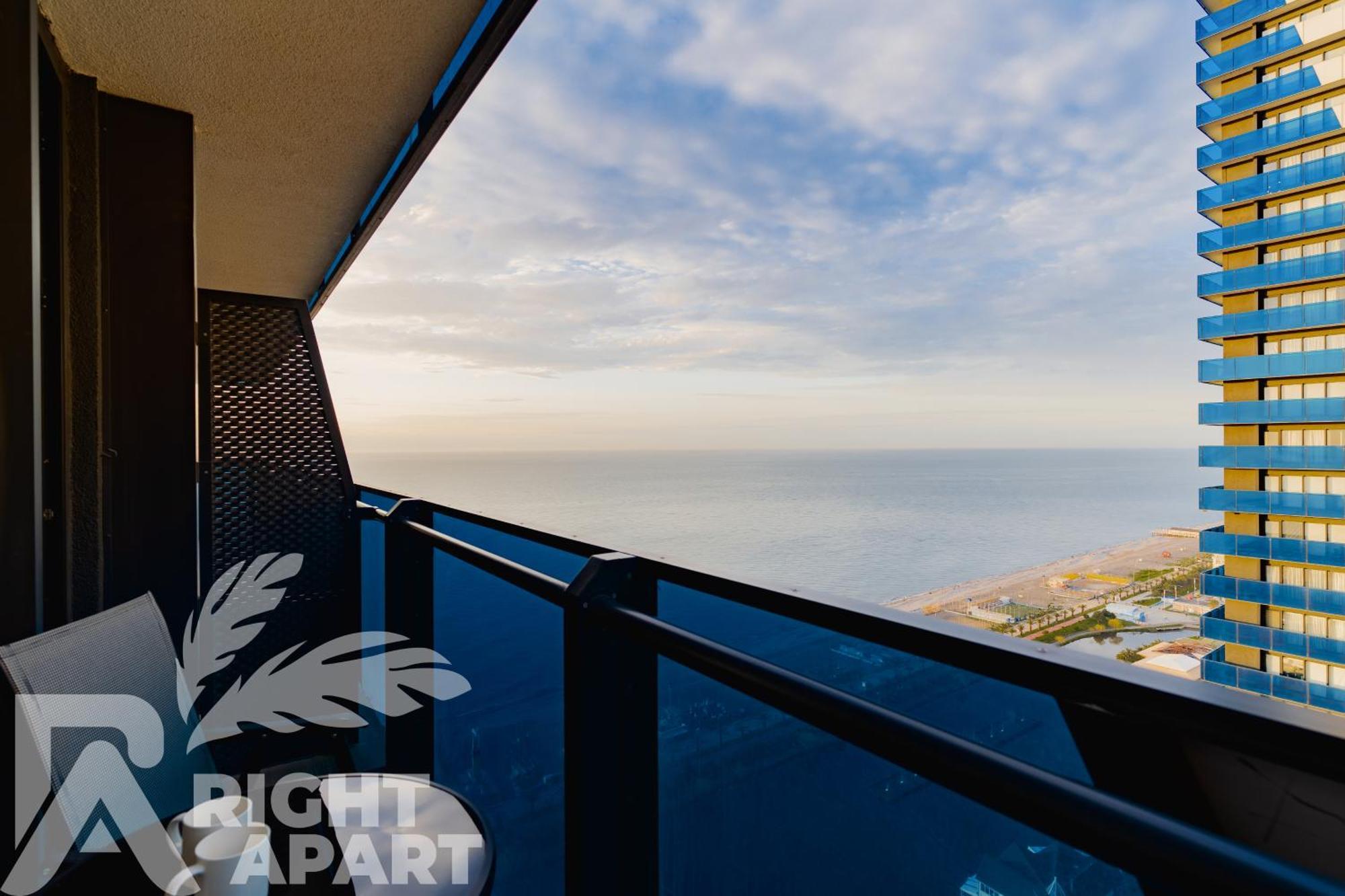 Orbi City Hotel Sea View Batumi Exterior foto